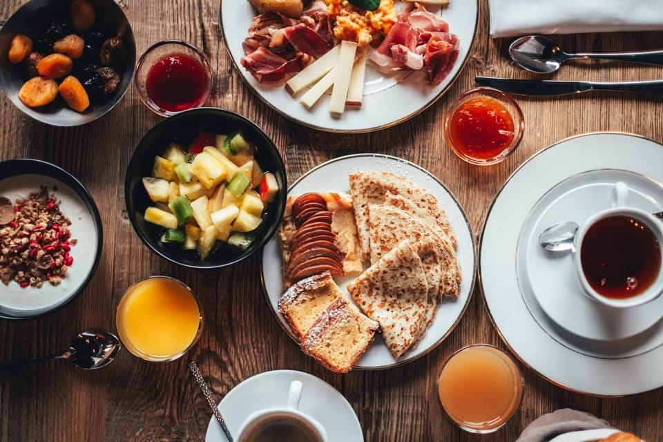 Buffet breakfast, Buffet breakfast