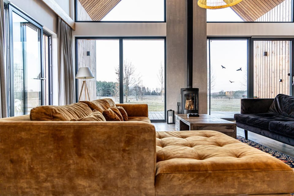 Living room, fireplace