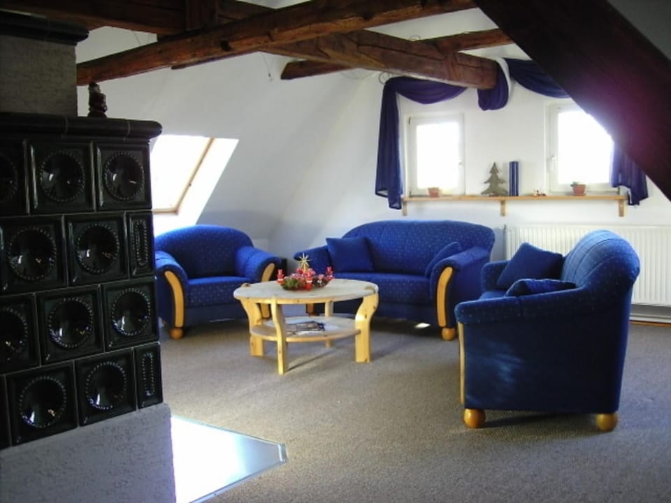 Maisonette 140m 2 Schlafzimmer, 1 Bettenlager im Erzgebirge Apartment in Erzgebirgskreis