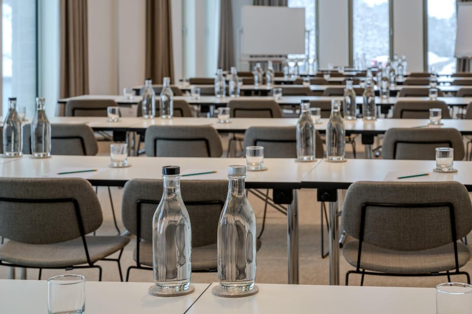 Meeting/conference room