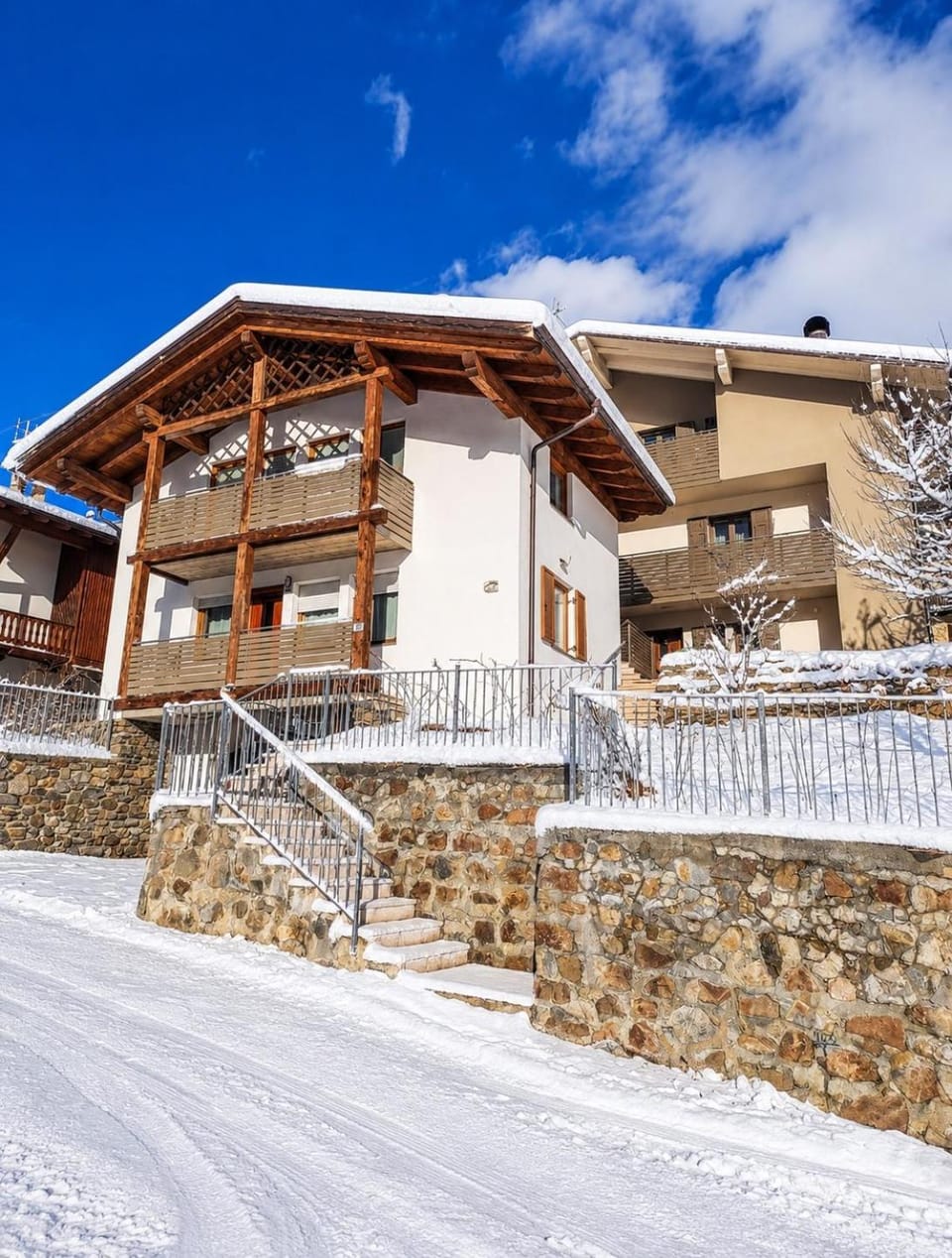 Property building, Winter