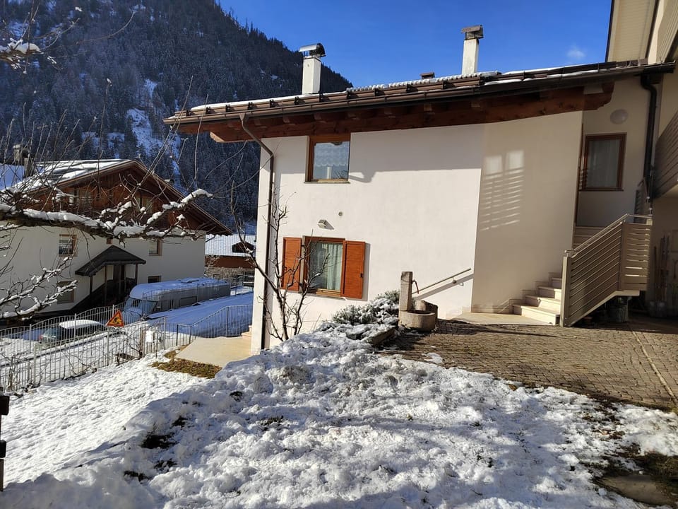 Chalet Migazzi - mansarda Apartment in Province of Brescia