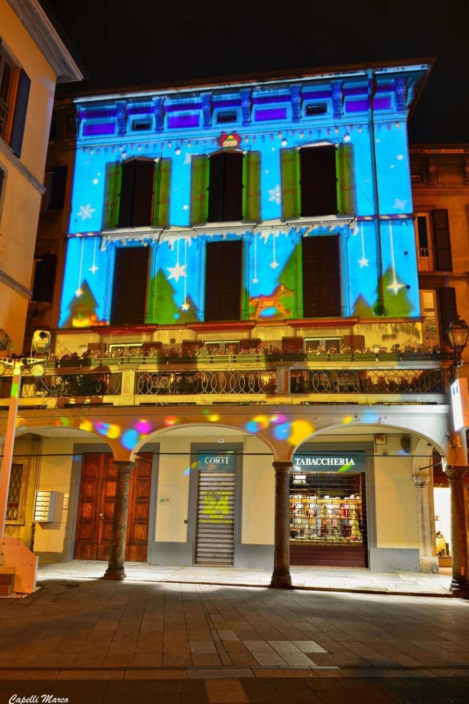 Facade/entrance
