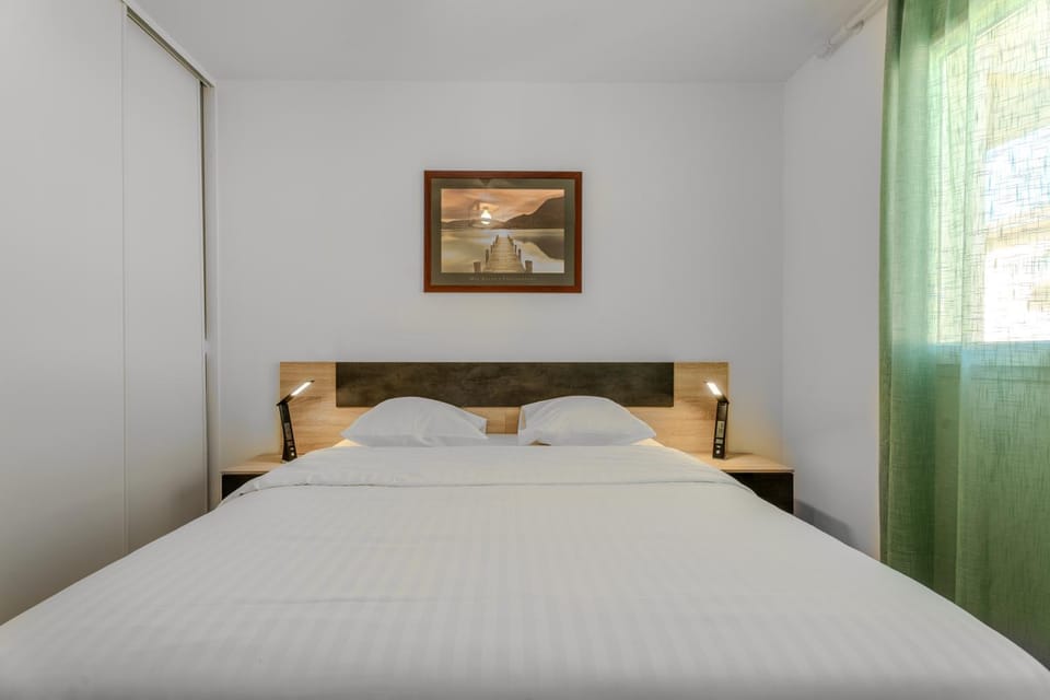 Le Jardin de l'Atrium - Appartement moderne proche de Genève et Palexpo Apartment in Saint-Julien-en-Genevois