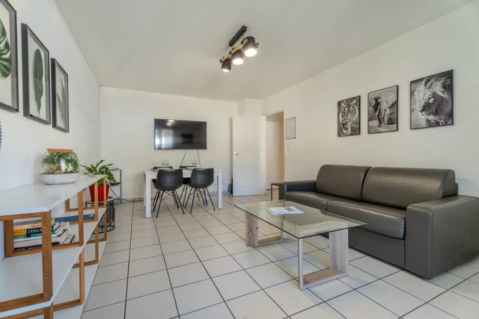 Le Jardin de l'Atrium - Appartement moderne proche de Genève et Palexpo Apartment in Saint-Julien-en-Genevois