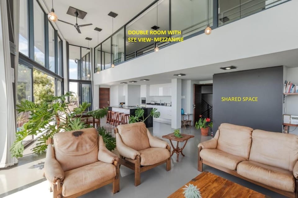 Communal lounge/ TV room, Communal kitchen