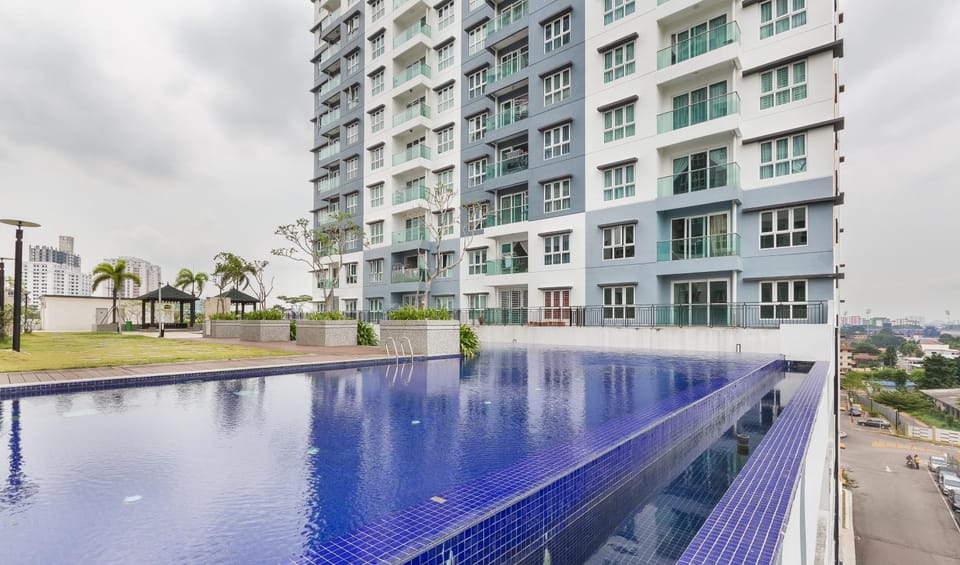 Property building, Swimming pool, Swimming pool