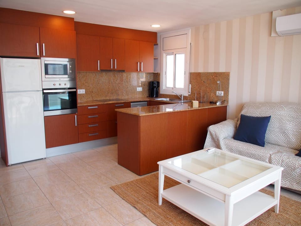 La Baie 48 Apartment in Roses