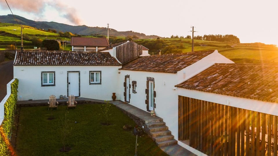 Property building, Day, Natural landscape, Mountain view