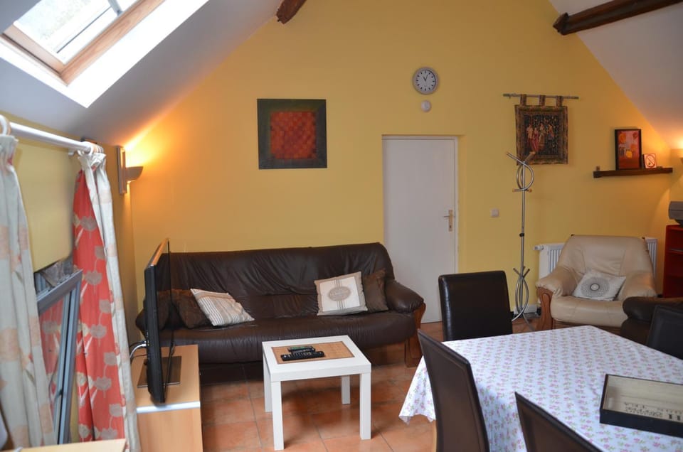 Le Gîte de la Gentilhommière du Château de Ragnies. House in Wallonia, Belgium