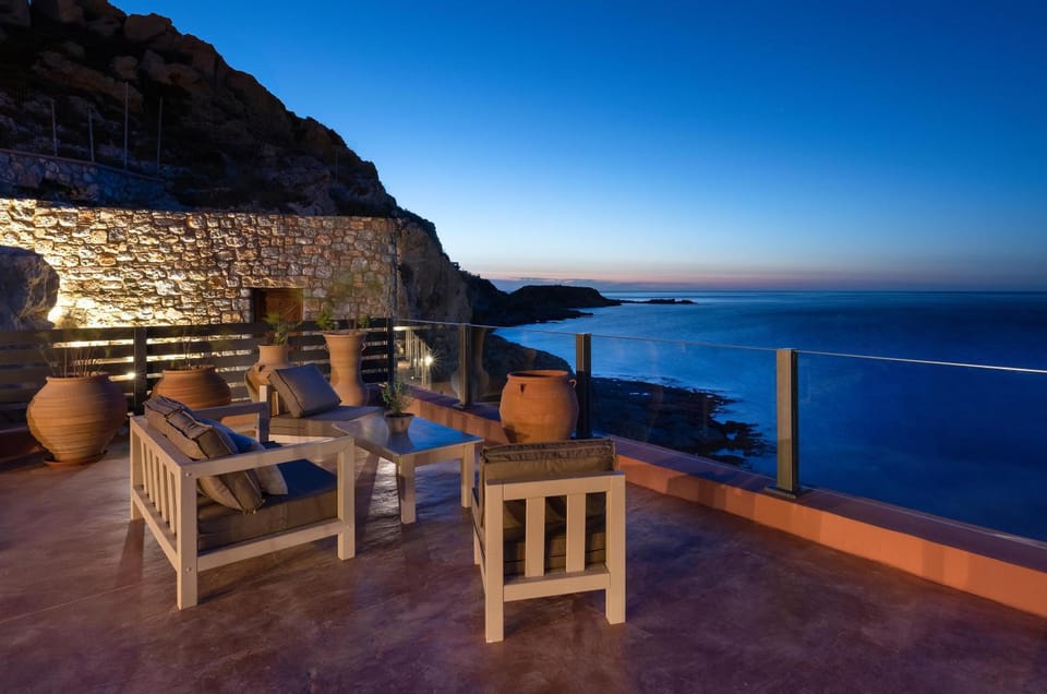 Patio, Natural landscape, View (from property/room), Balcony/Terrace, Seating area, Sea view