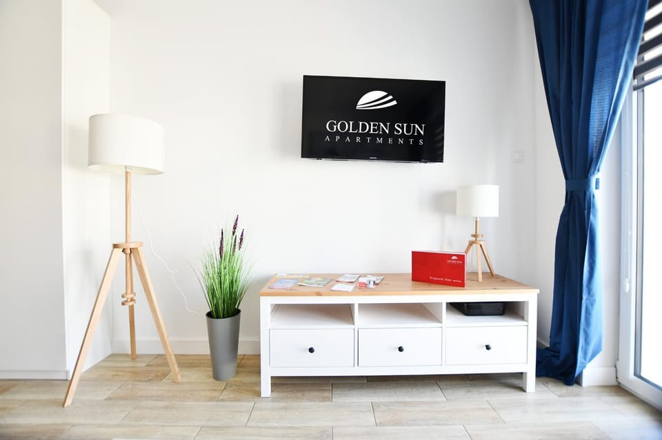 Apartament Lazur z miejscem postojowym w garażu Apartment in West Pomeranian Voivodeship, Poland