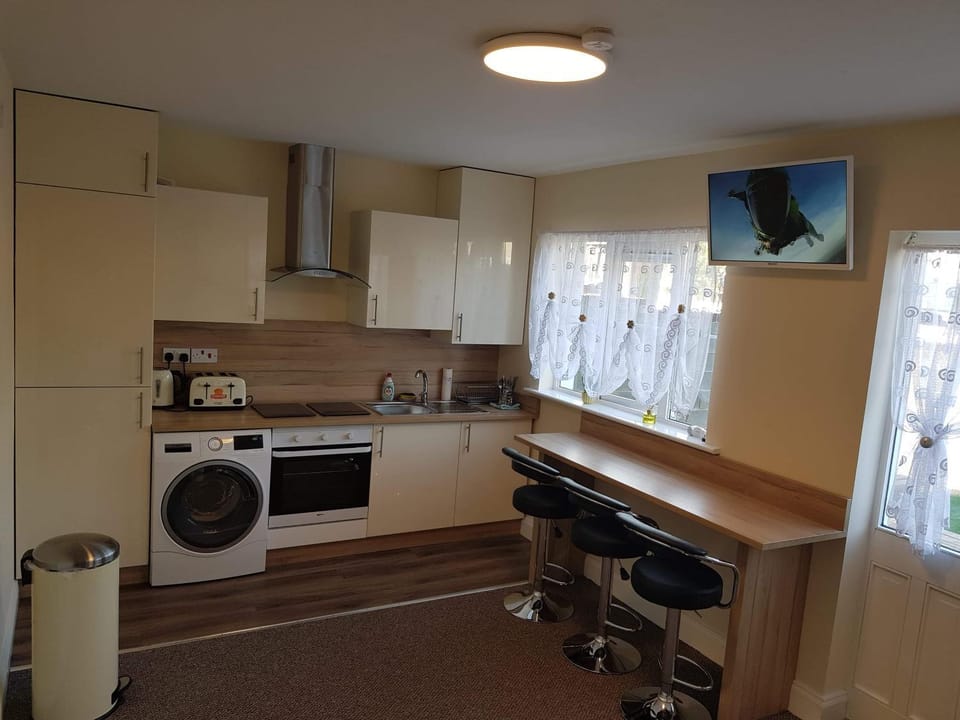 Bright elegant room park view Vacation rental in Dublin