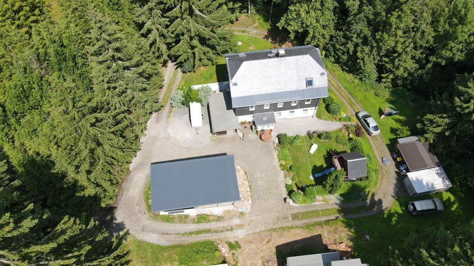 Property building, Bird's eye view