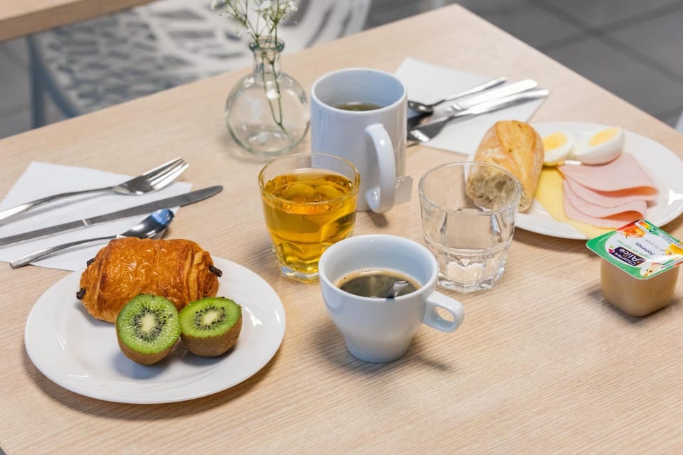 Breakfast, Continental breakfast, Buffet breakfast