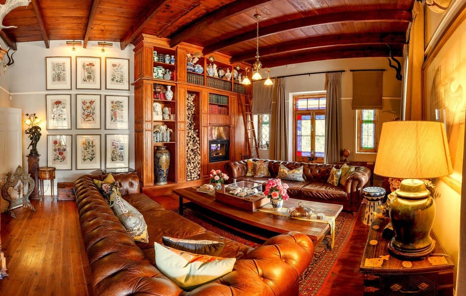 Lounge or bar