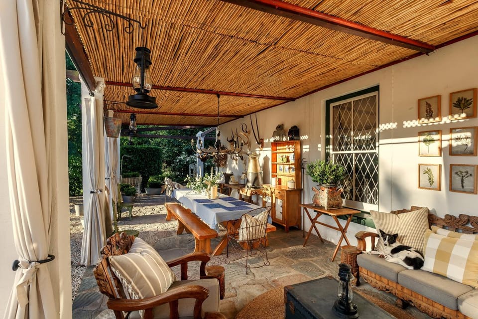 Patio, Patio, Dining area, Breakfast