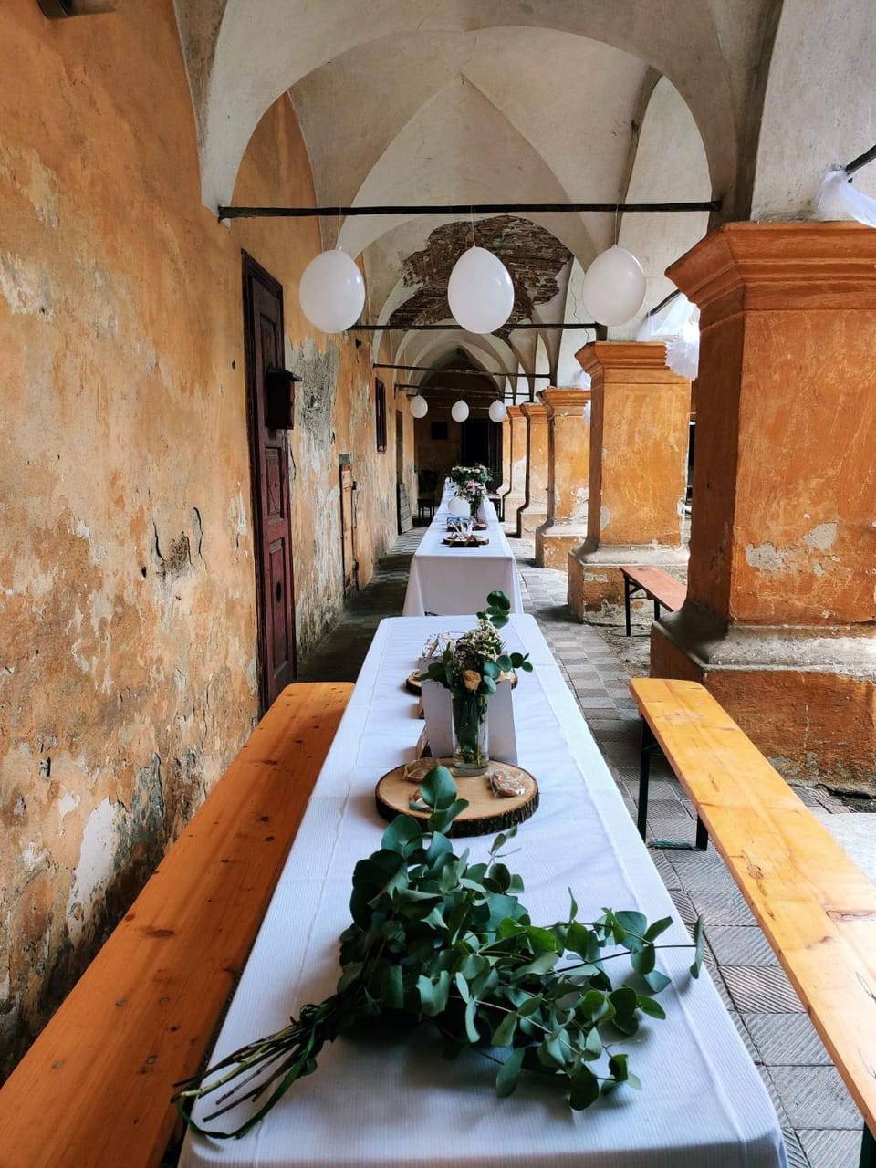 Property building, wedding, wedding, Internal: Not applicable to any particular room