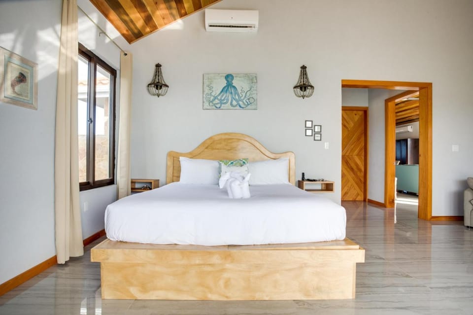 Island Time Gecko - Private Island Beachfront Villa 1 Min From Village Villa in Stann Creek District