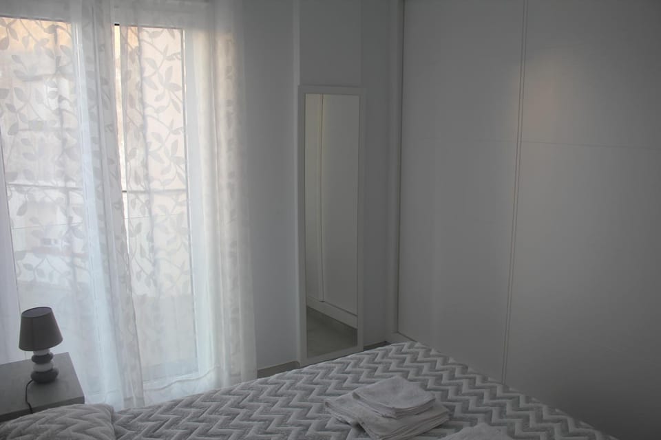 Bedroom, wardrobe