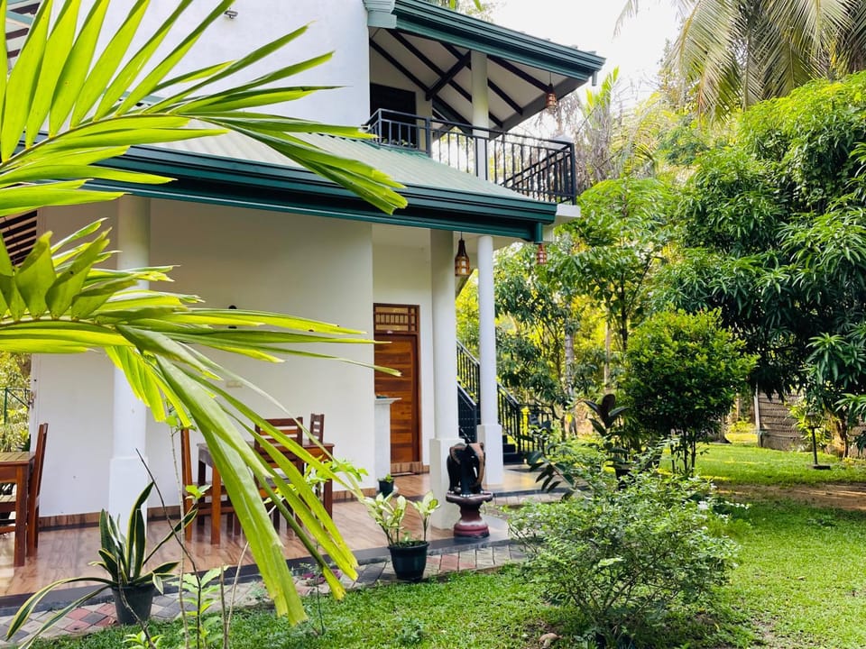 Property building, Garden