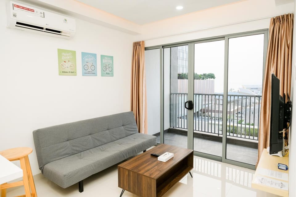 TV and multimedia, View (from property/room), Balcony/Terrace, Living room, Seating area, internet, air conditioner