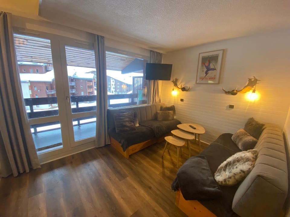 DUPLEX 6P A BELLE-PLAGNE (2050 m), SKIS AUX PIEDS, EN PLEIN CŒURS DE LA STATION RESIDENCE LE BERYL. Apartment in Mâcot-la-Plagne