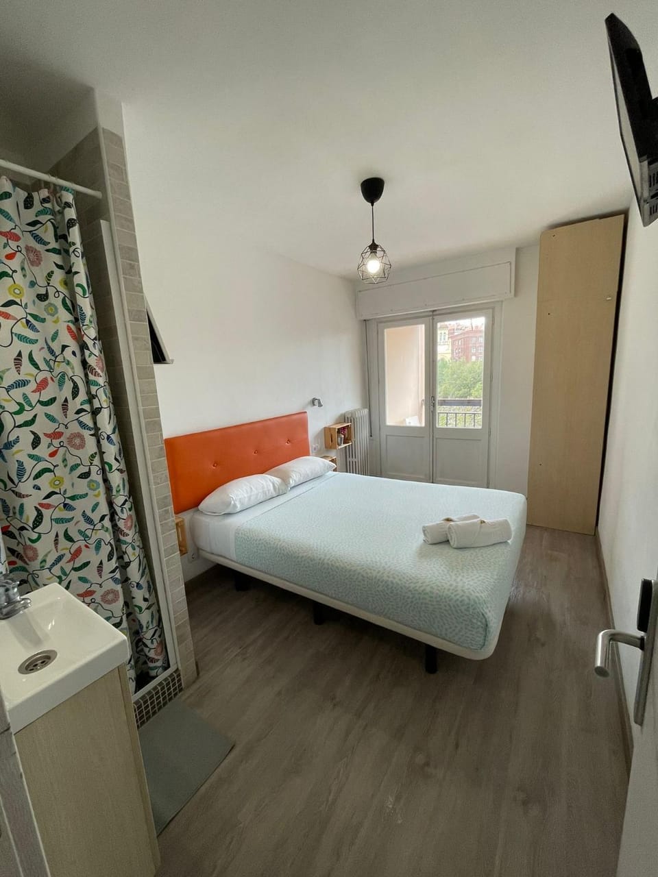 Pensión La Estrella Bed and Breakfast in Zaragoza