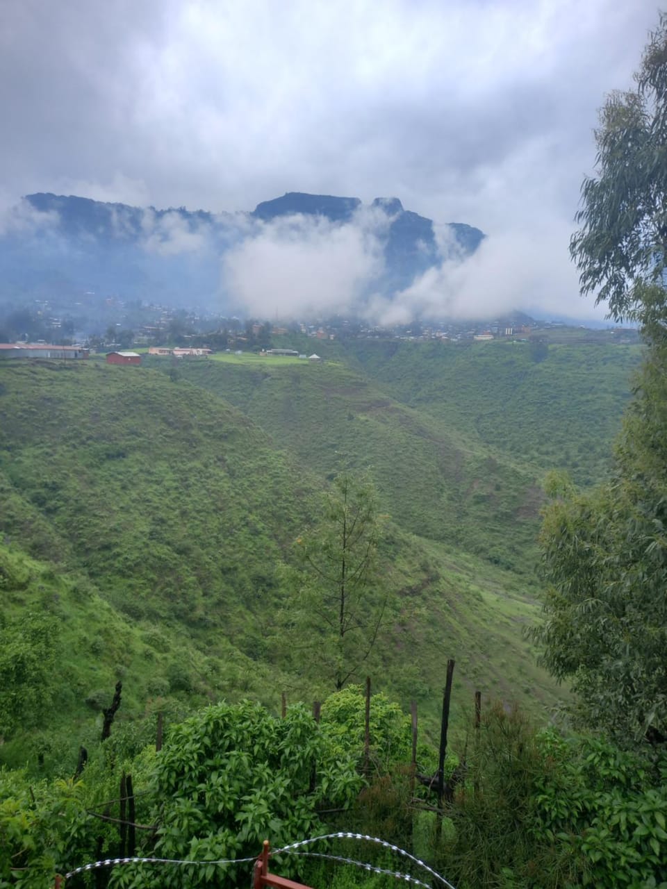 Nearby landmark, Natural landscape, Mountain view