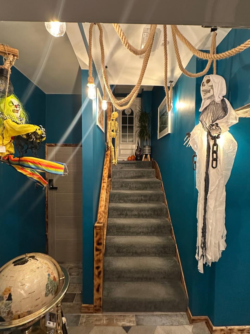 Island Lodge A relaxed Boutique stay tucked into Plymouth historic Barbican combining spacious modern rooms with warm hospitality Bed and Breakfast in Plymouth