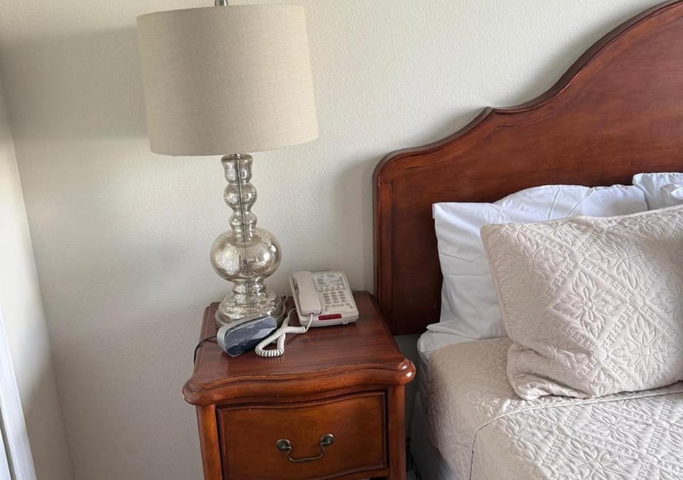 The Point Hotel & Suites - 705S Luxury - Pool view - Close to Universal Apartment in Orlando