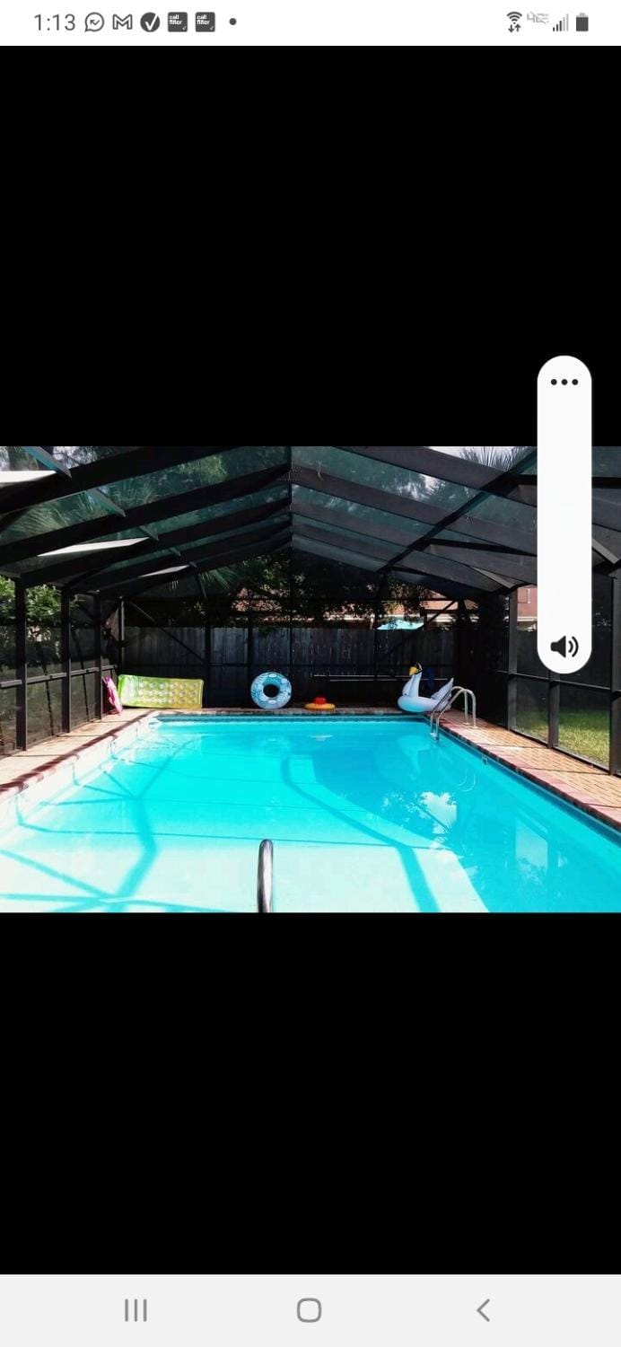 A Touch of Madagascar in Fort Walton Beach with HEATING POOL House in Fort Walton Beach