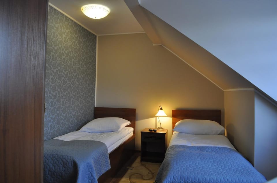 Dworek Biała Dama Inn in Poland