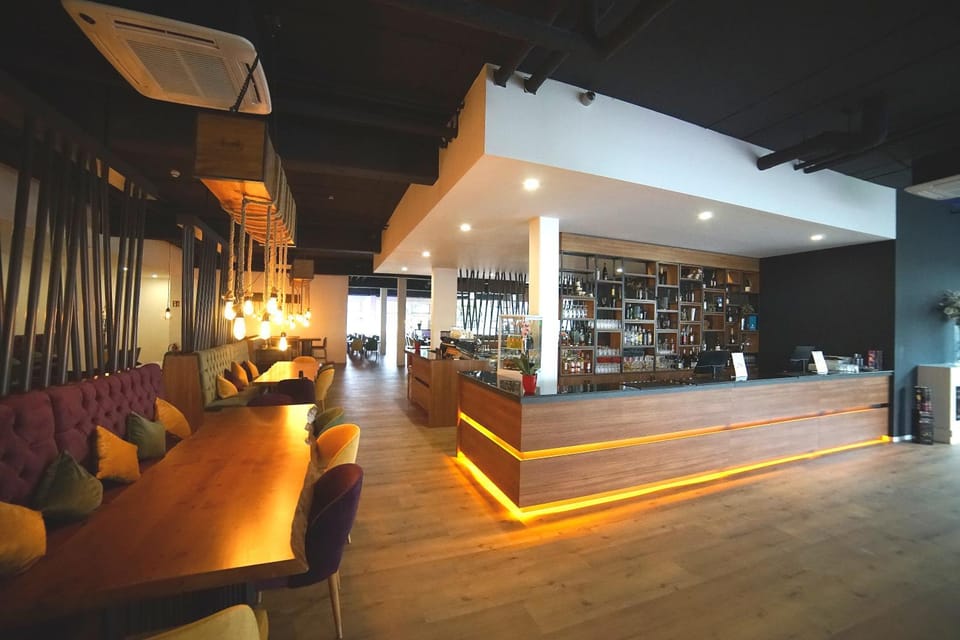 Lobby or reception, Lounge or bar