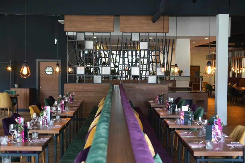 Restaurant/places to eat