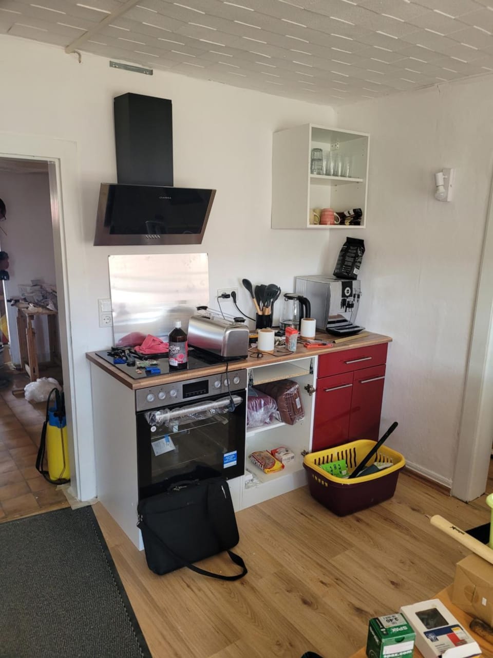 Kitchen or kitchenette, kitchen