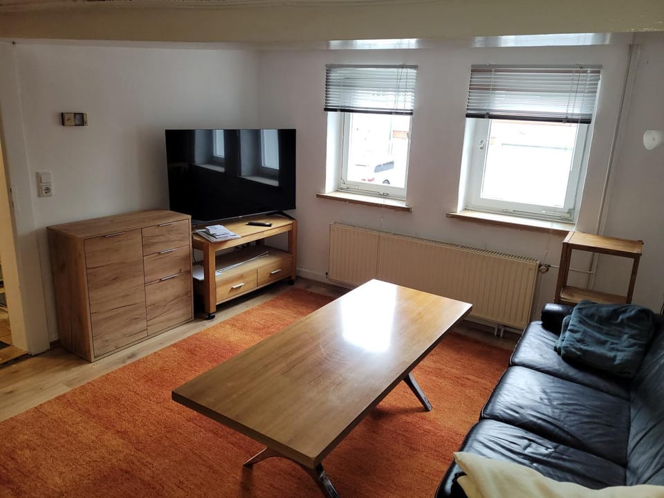 Communal lounge/ TV room, Living room