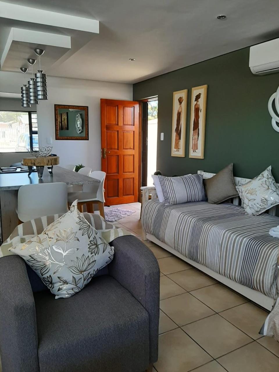 Bergsight Self Catering Accommodation Apartment in Western Cape