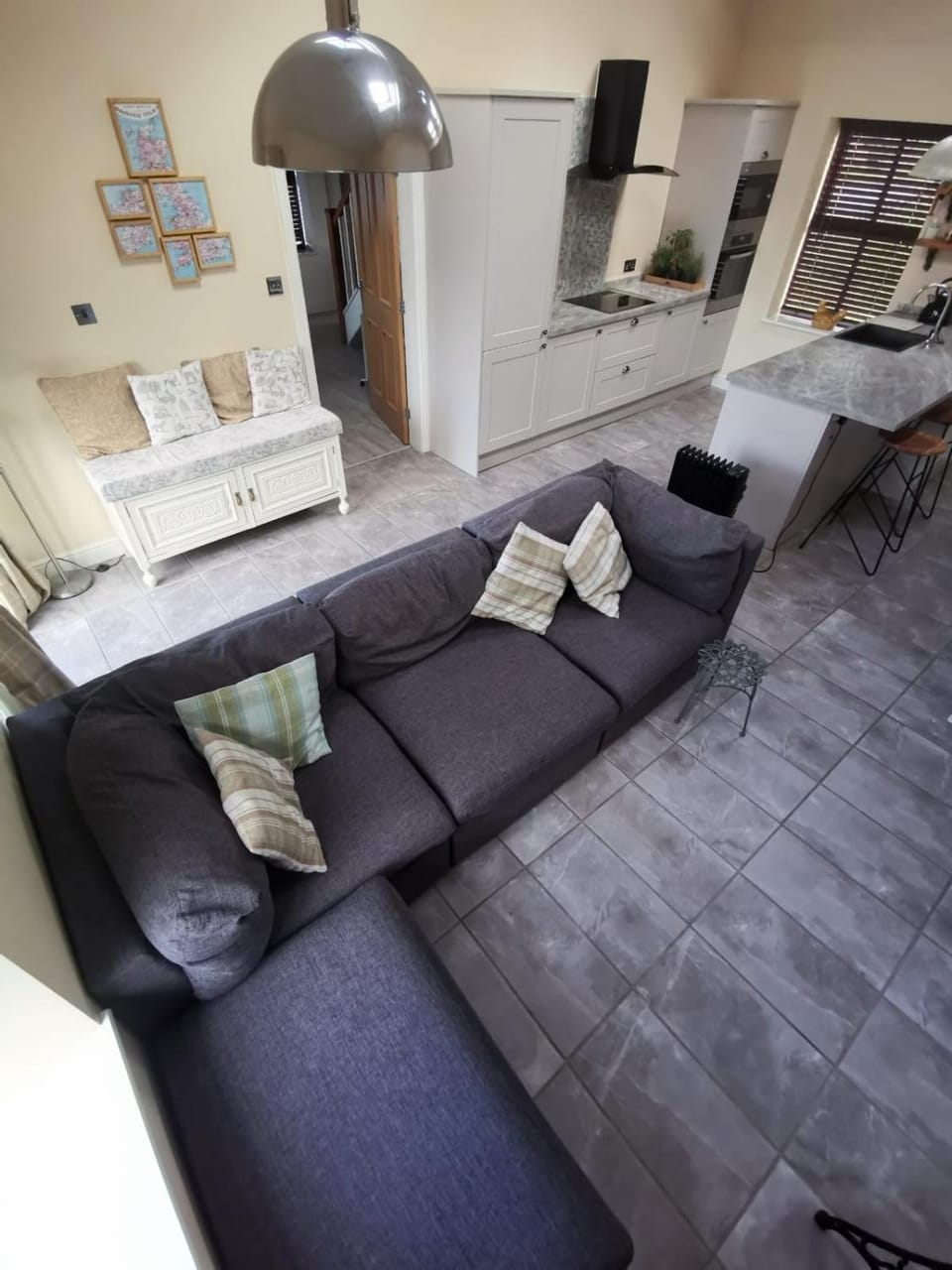 Kitchen or kitchenette, Living room, Dining area