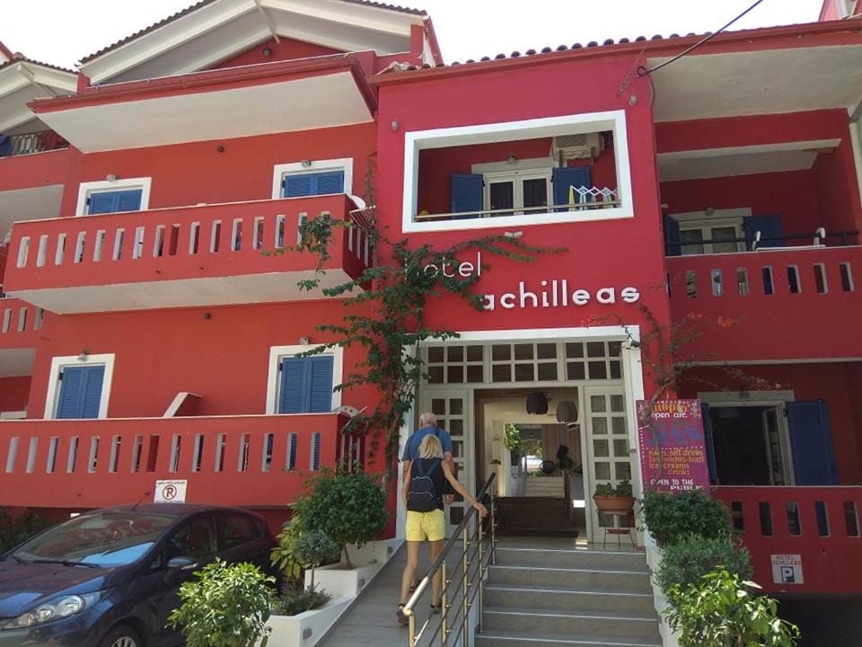 Property building, Facade/entrance