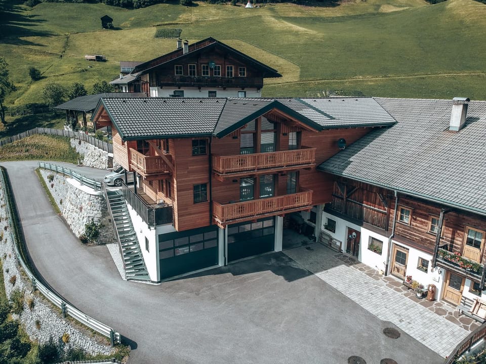 Property building, Neighbourhood, Bird's eye view