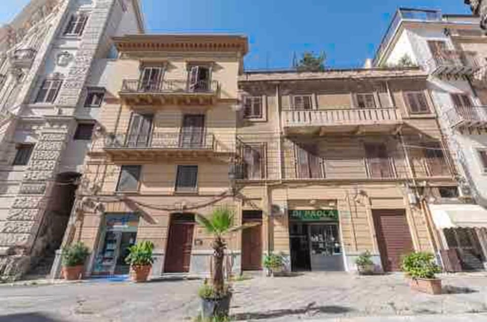H Urban Apartment in Palermo