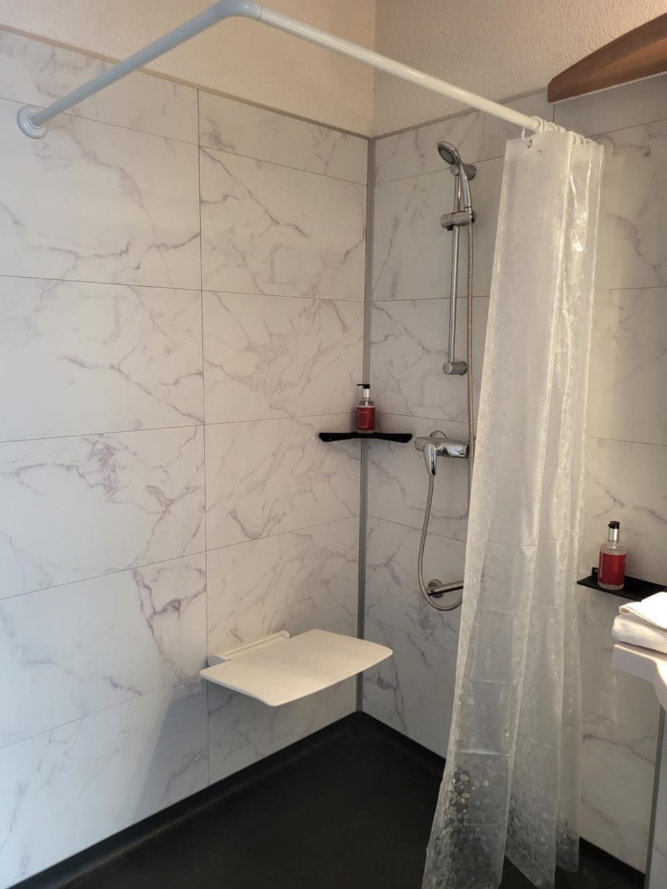 Suite-Home Orléans-Saran Apartment hotel in Centre-Val de Loire