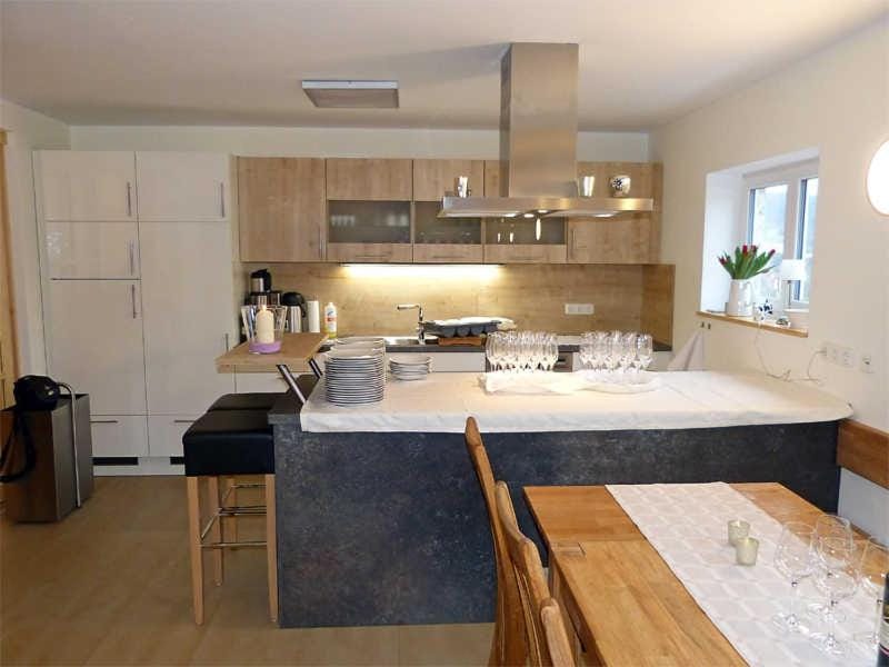 Restaurant/places to eat, Kitchen or kitchenette, Seating area, Dining area