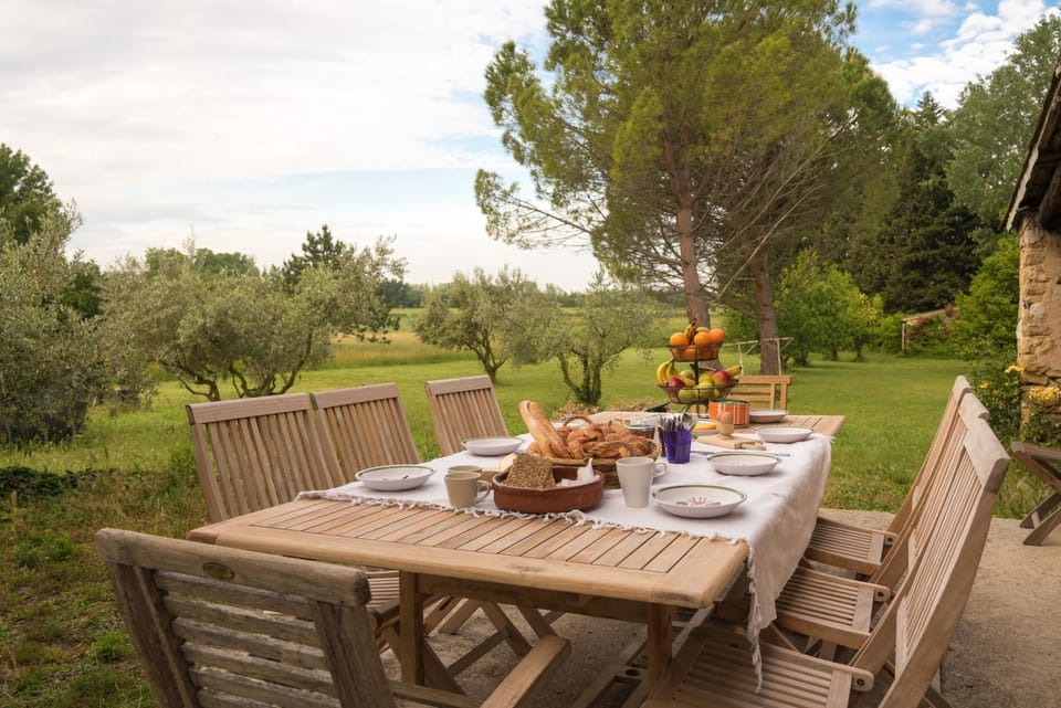 Mas dans la campagne pour loisirs et télétravail House in Provence-Alpes-Côte d'Azur