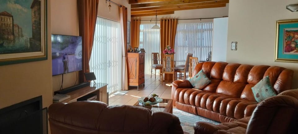 Blue Water Bay Holiday Apartment House in Western Cape