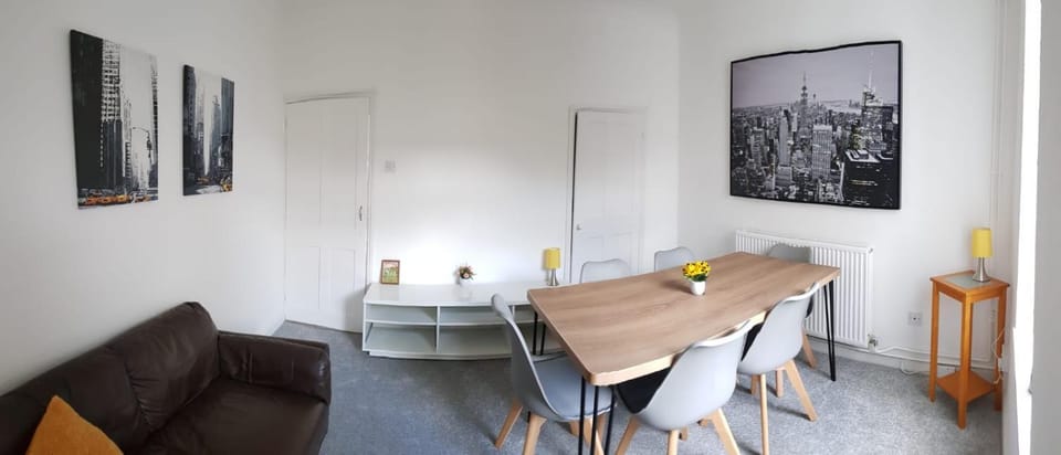 Stylish living with considered workspace Apartment in Norwich