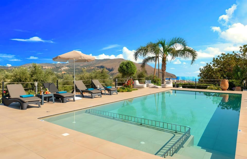 Nearby landmark, Day, Natural landscape, Mountain view, Pool view, Swimming pool, sunbed