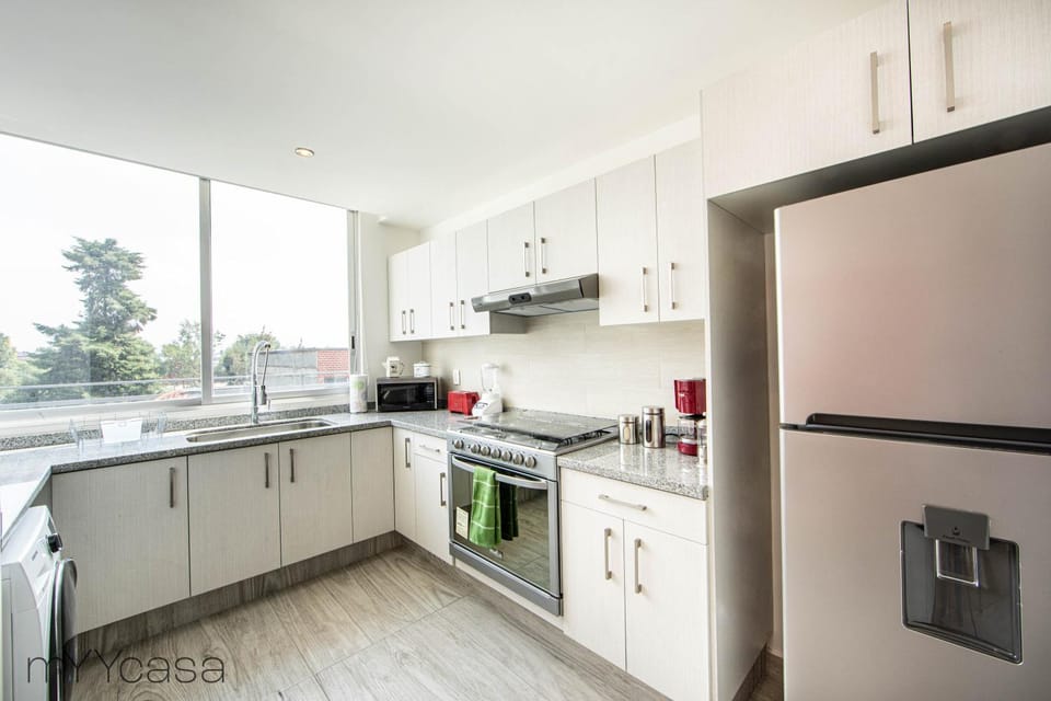 Coffee/tea facilities, Kitchen or kitchenette, minibar, pet friendly, stove, toaster, washing machine