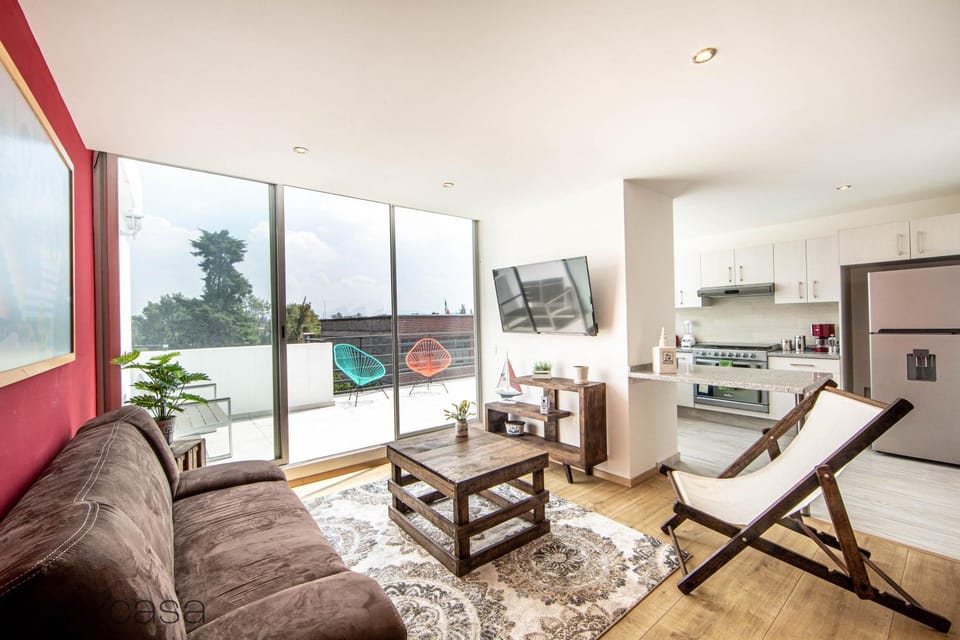 TV and multimedia, Kitchen or kitchenette, Living room, Seating area